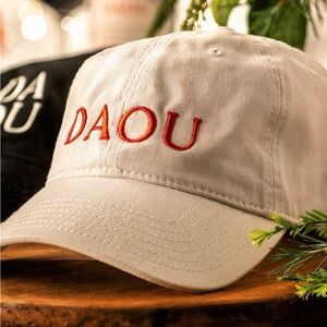 DAOU Vineyards White Cap